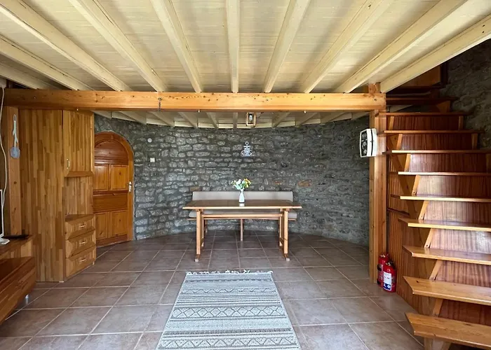 Light House Kule , Degirmen Deniz Manzarali Tas מרמריס