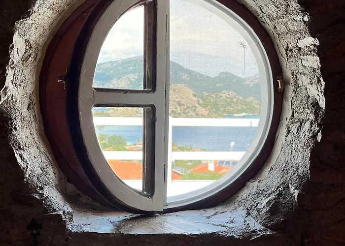 Light House Kule , Degirmen Deniz Manzarali Tas מרמריס